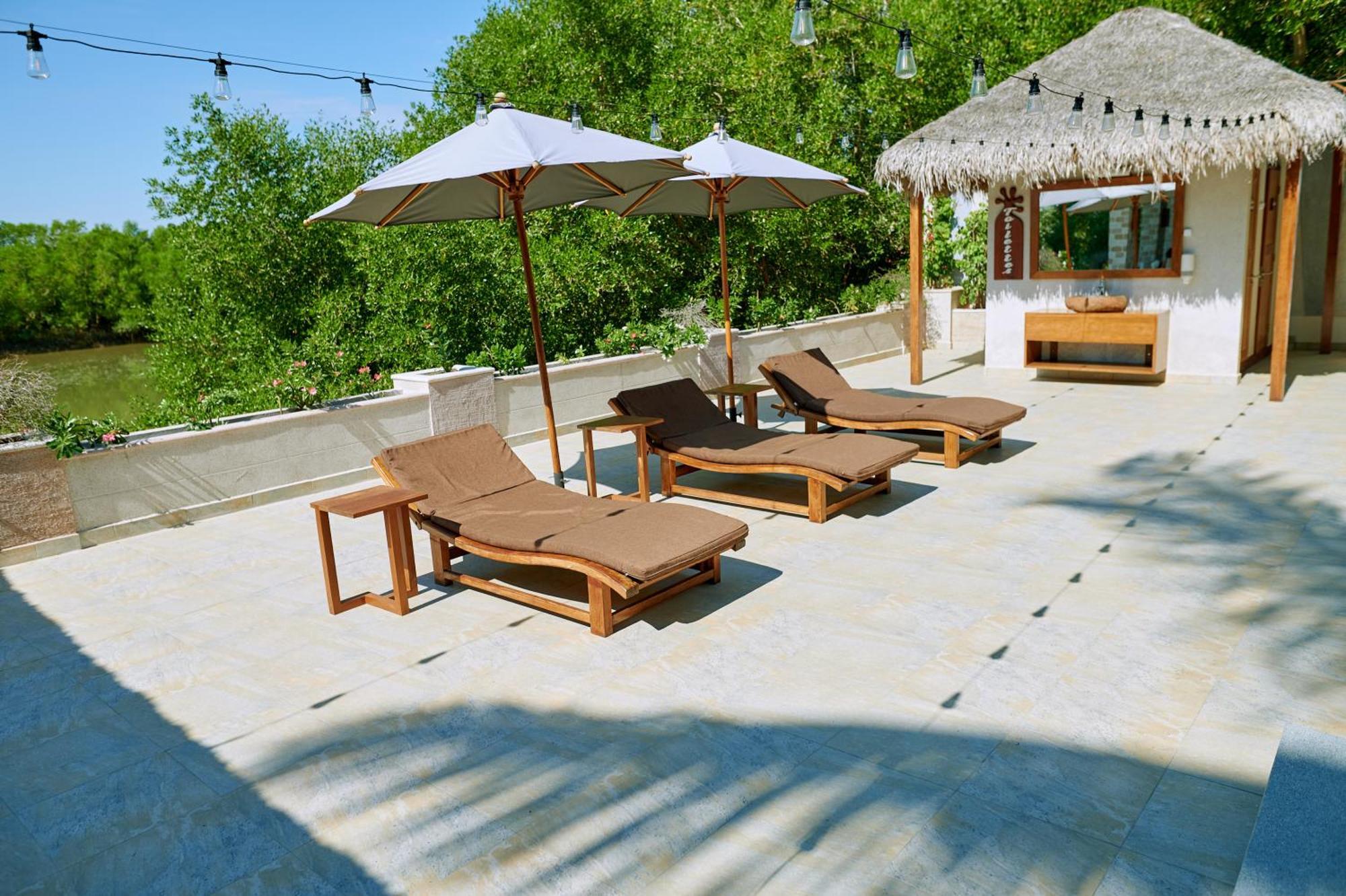 Hotel Baobab Cafe โมรอนดาวา ภายนอก รูปภาพ